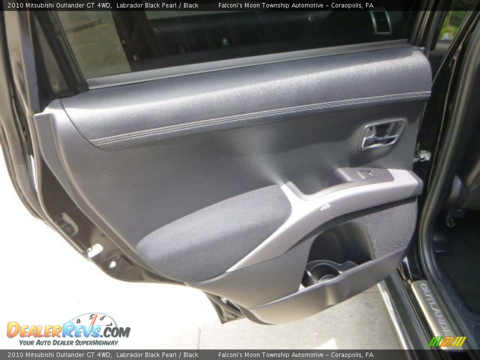 2010 Mitsubishi Outlander GT 4WD Labrador Black Pearl / Black Photo #18