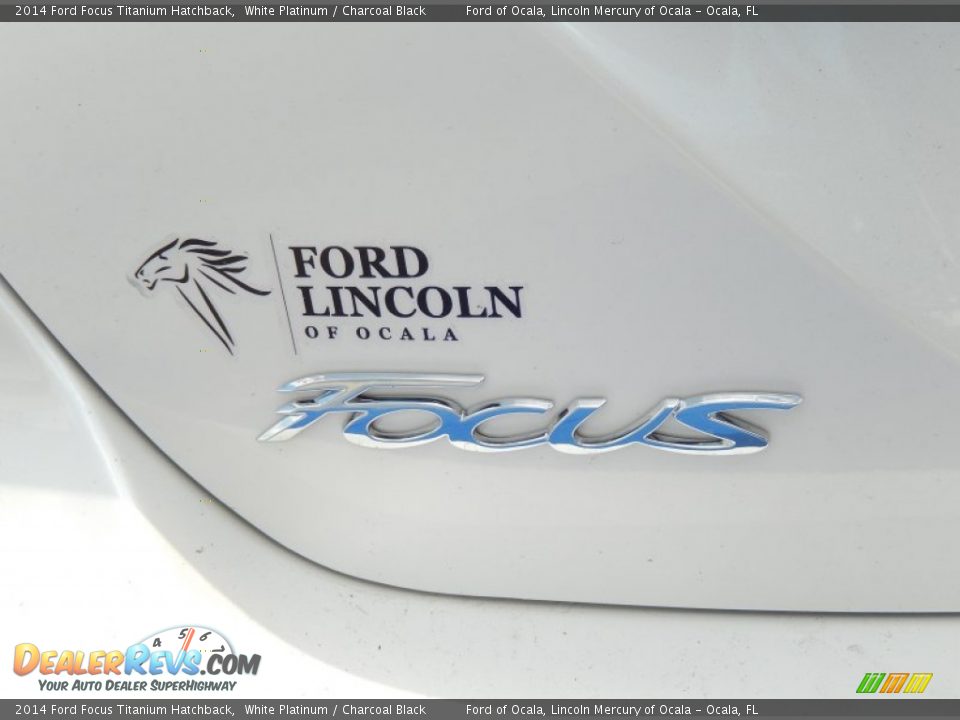 2014 Ford Focus Titanium Hatchback White Platinum / Charcoal Black Photo #4
