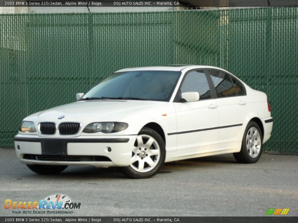 Front 3/4 View of 2003 BMW 3 Series 325i Sedan Photo #17
