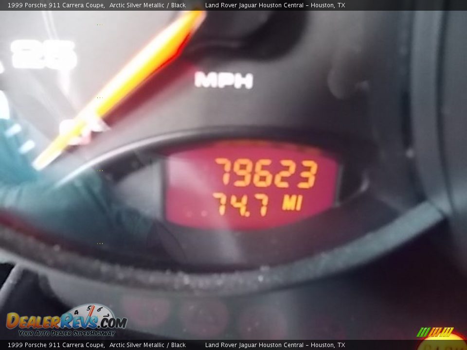1999 Porsche 911 Carrera Coupe Arctic Silver Metallic / Black Photo #32