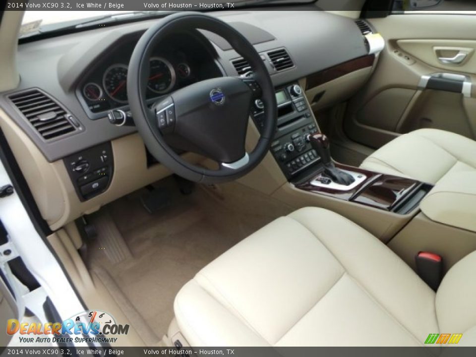 Beige Interior - 2014 Volvo XC90 3.2 Photo #9