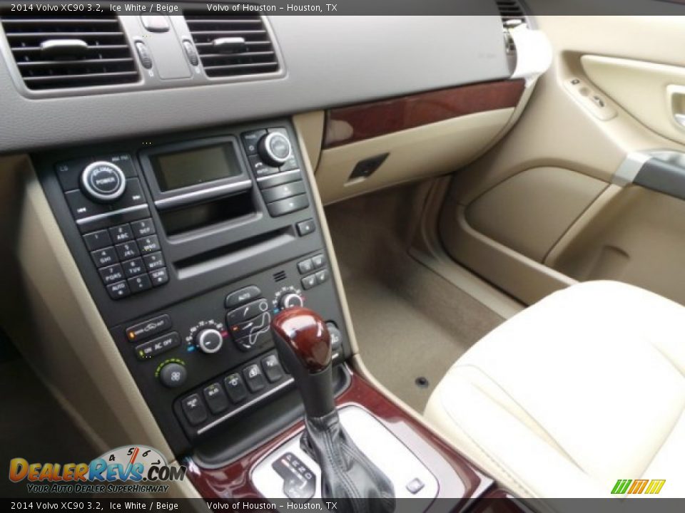 2014 Volvo XC90 3.2 Ice White / Beige Photo #12