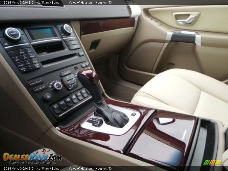 2014 Volvo XC90 3.2 Ice White / Beige Photo #13