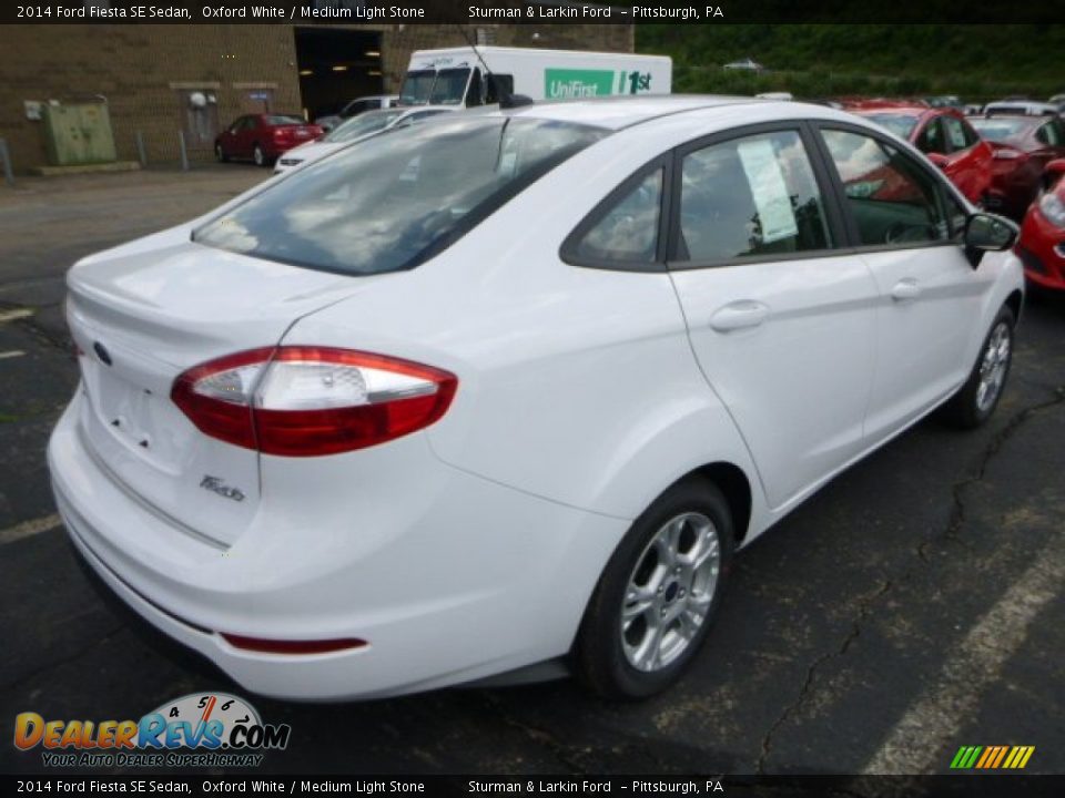 2014 Ford Fiesta SE Sedan Oxford White / Medium Light Stone Photo #2