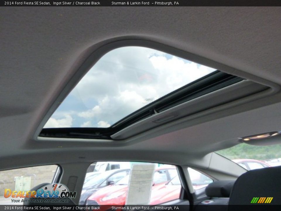 2014 Ford Fiesta SE Sedan Ingot Silver / Charcoal Black Photo #12