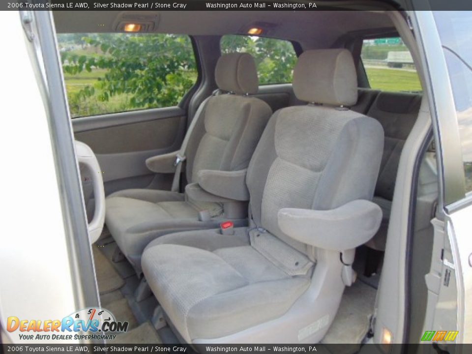 Rear Seat of 2006 Toyota Sienna LE AWD Photo #14