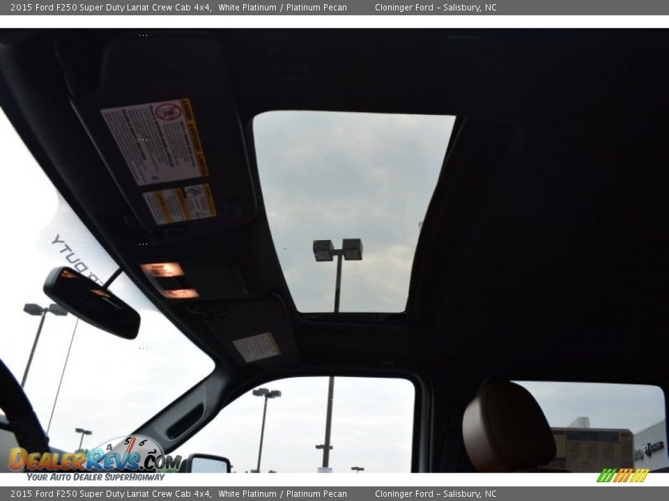 2015 Ford F250 Super Duty Lariat Crew Cab 4x4 White Platinum / Platinum Pecan Photo #16