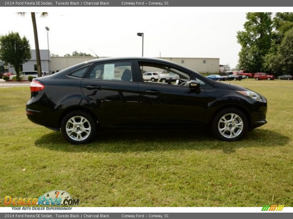 2014 Ford Fiesta SE Sedan Tuxedo Black / Charcoal Black Photo #4