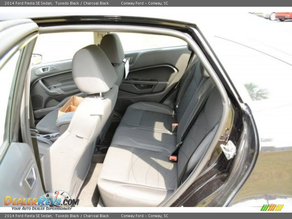 2014 Ford Fiesta SE Sedan Tuxedo Black / Charcoal Black Photo #11