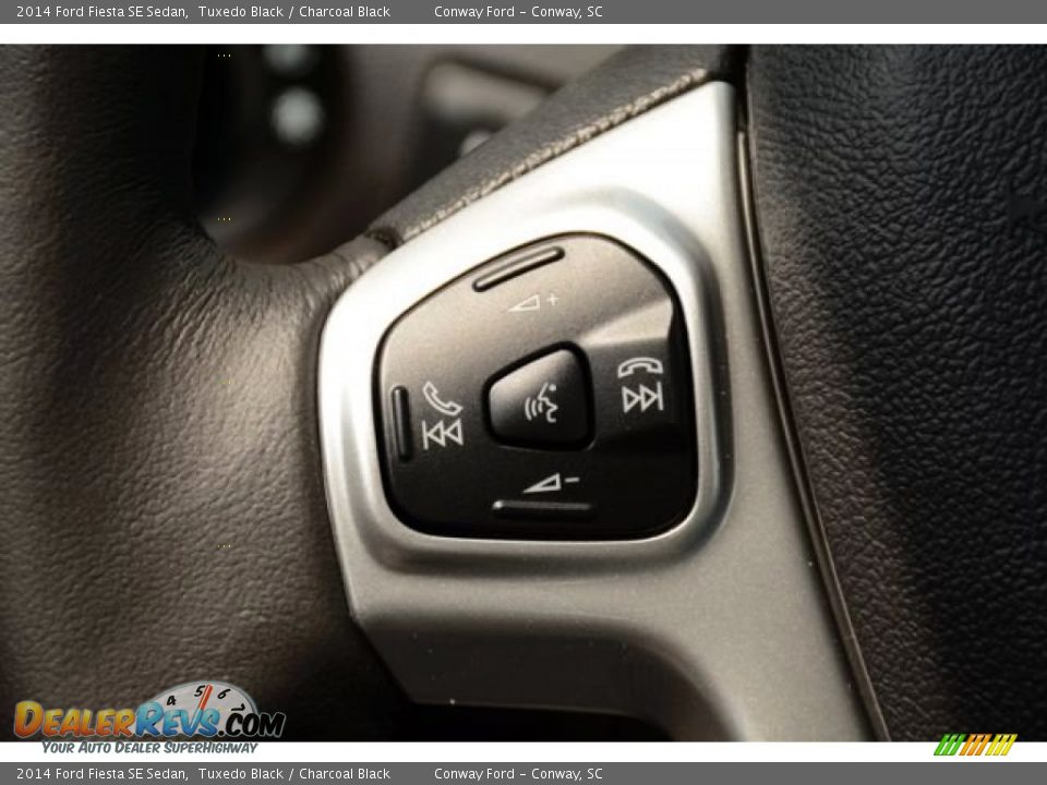 2014 Ford Fiesta SE Sedan Tuxedo Black / Charcoal Black Photo #22