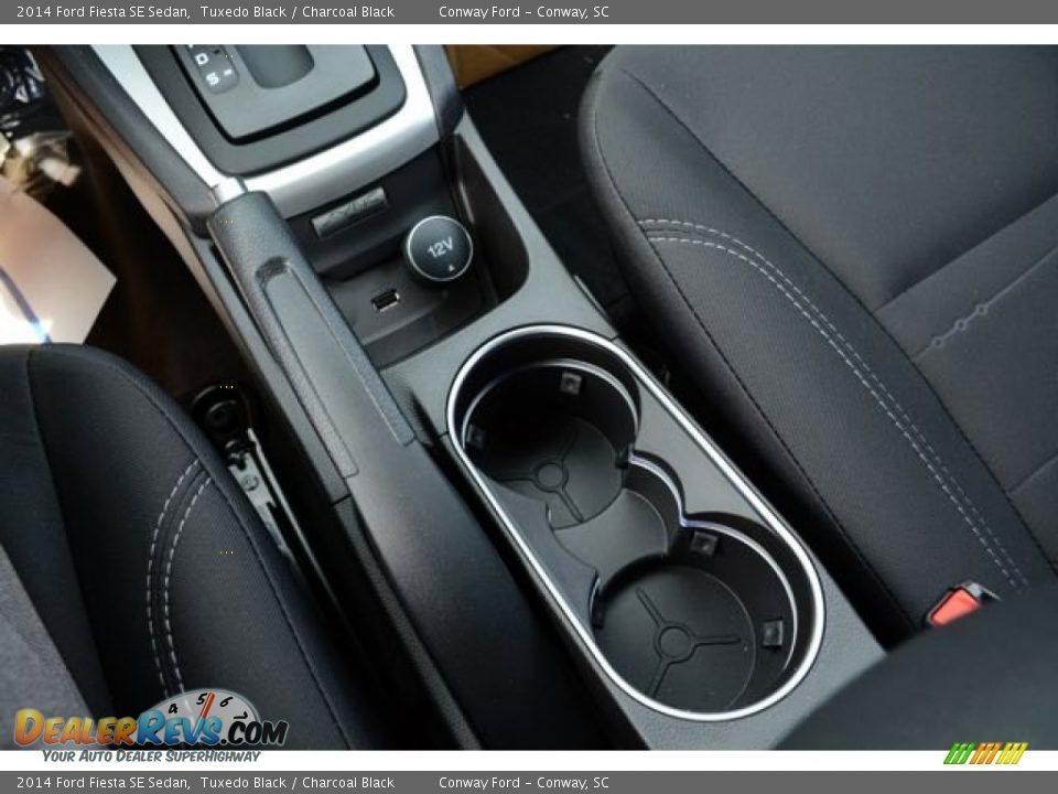 2014 Ford Fiesta SE Sedan Tuxedo Black / Charcoal Black Photo #28