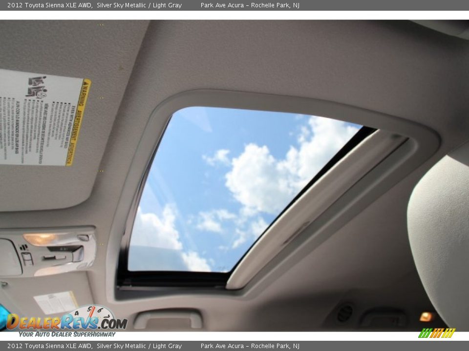 2012 Toyota Sienna XLE AWD Silver Sky Metallic / Light Gray Photo #13