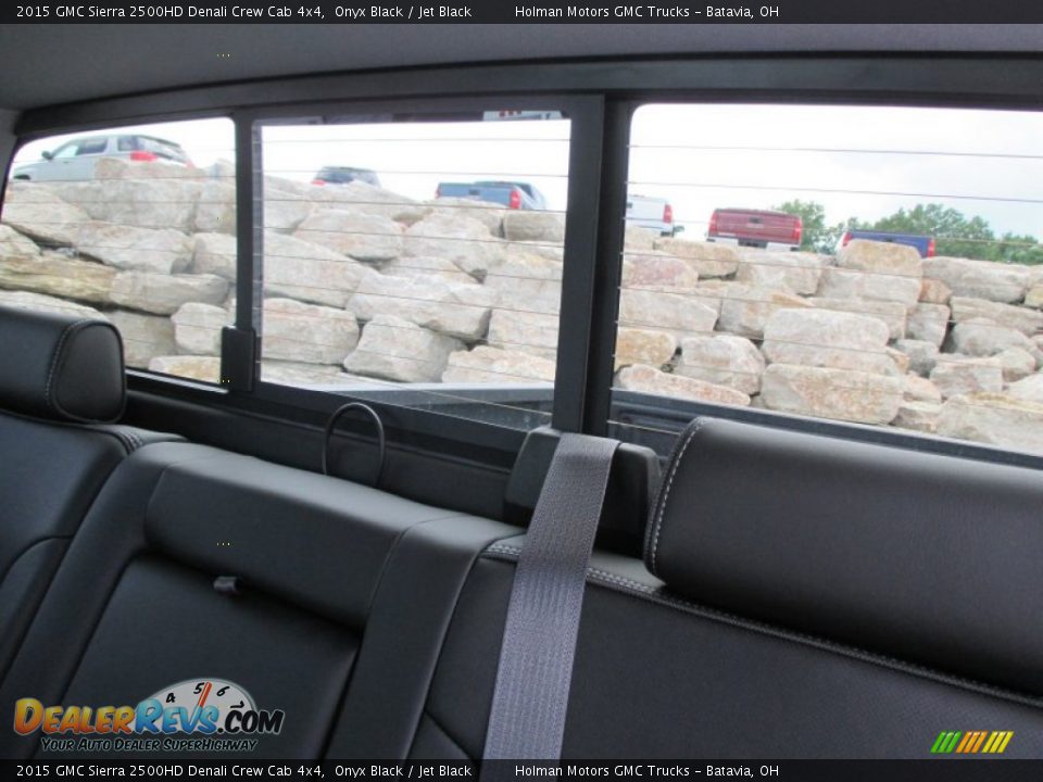 2015 GMC Sierra 2500HD Denali Crew Cab 4x4 Onyx Black / Jet Black Photo #33