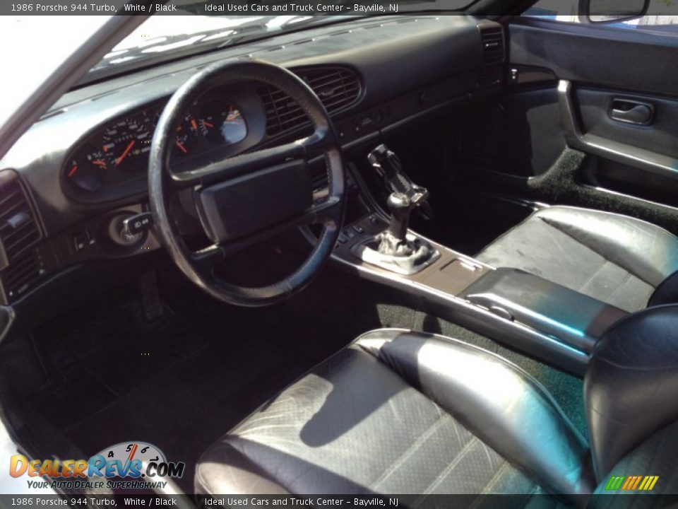1986 Porsche 944 Turbo White / Black Photo #22