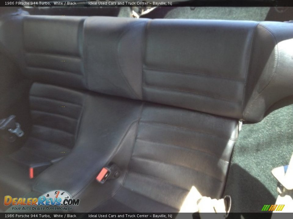 1986 Porsche 944 Turbo White / Black Photo #26