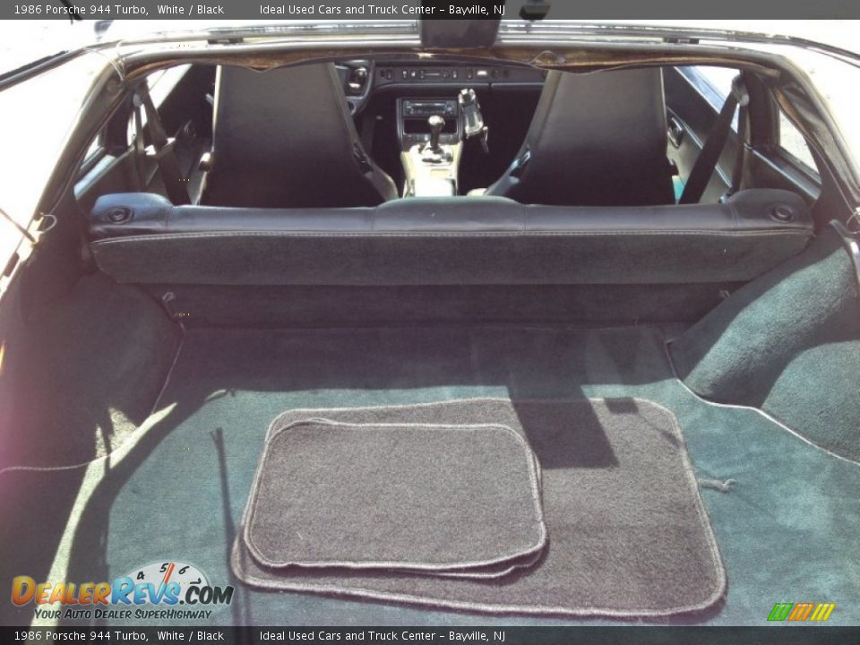 1986 Porsche 944 Turbo White / Black Photo #30