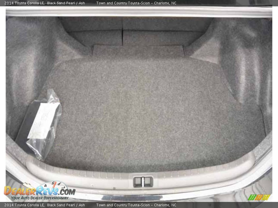 2014 Toyota Corolla LE Black Sand Pearl / Ash Photo #35