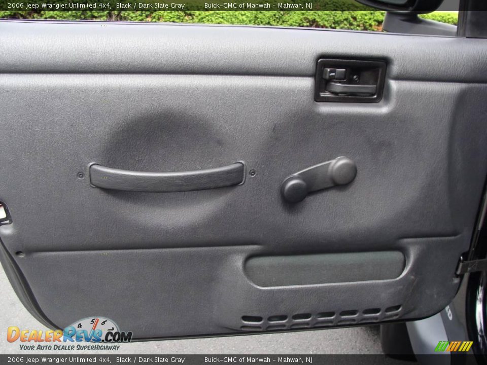 2006 Jeep Wrangler Unlimited 4x4 Black / Dark Slate Gray Photo #12