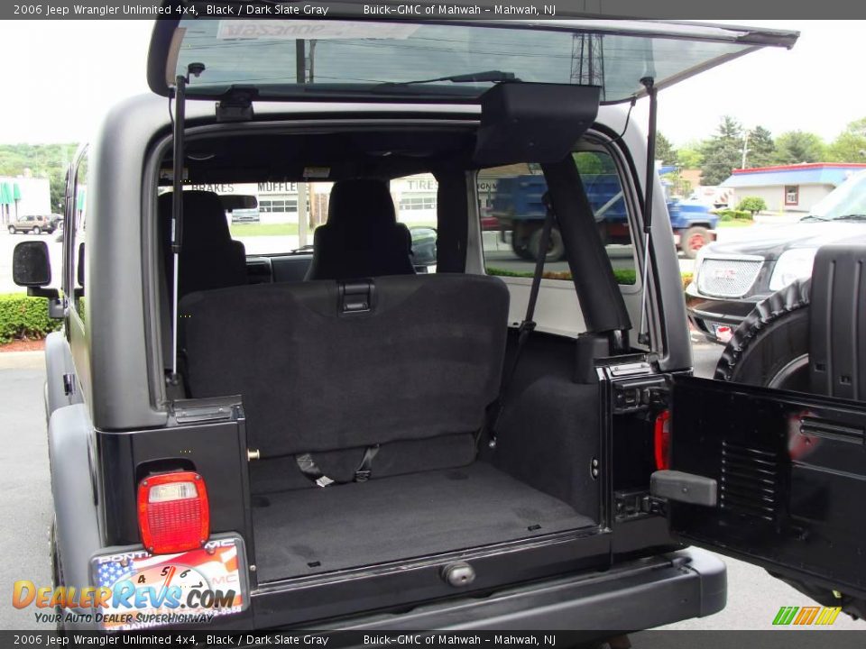 2006 Jeep Wrangler Unlimited 4x4 Black / Dark Slate Gray Photo #26