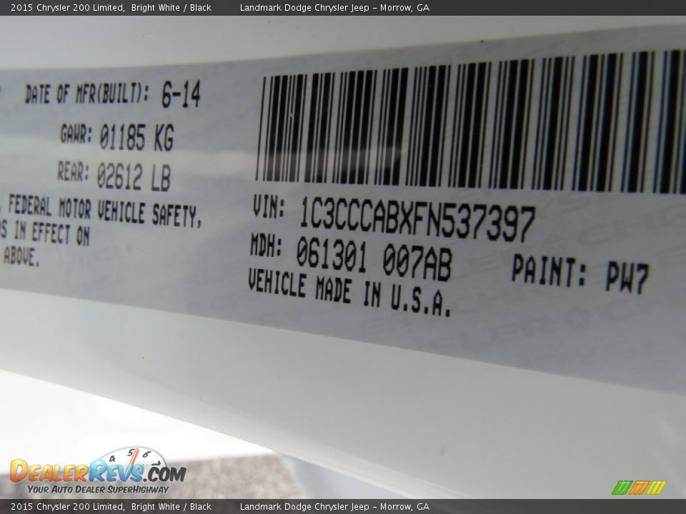 2015 Chrysler 200 Limited Bright White / Black Photo #9