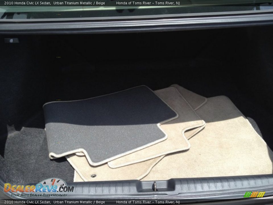 2010 Honda Civic LX Sedan Urban Titanium Metallic / Beige Photo #21