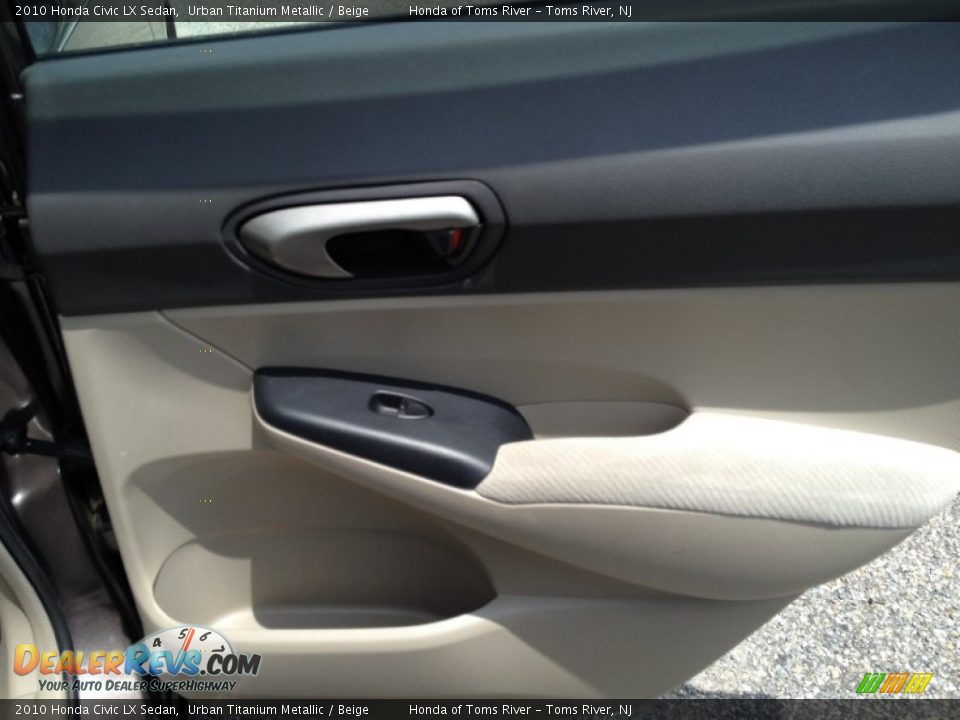 2010 Honda Civic LX Sedan Urban Titanium Metallic / Beige Photo #24