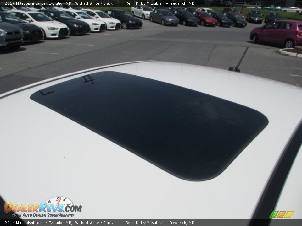 2014 Mitsubishi Lancer Evolution MR Wicked White / Black Photo #11