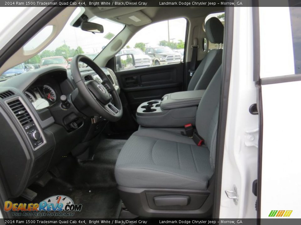 2014 Ram 1500 Tradesman Quad Cab 4x4 Bright White / Black/Diesel Gray Photo #7