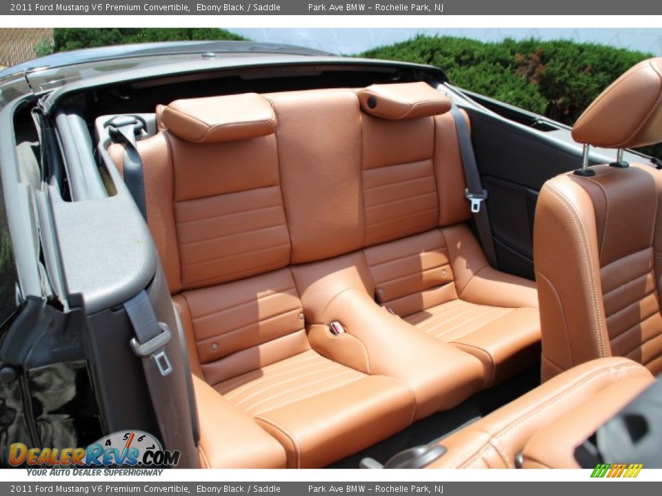 2011 Ford Mustang V6 Premium Convertible Ebony Black / Saddle Photo #24