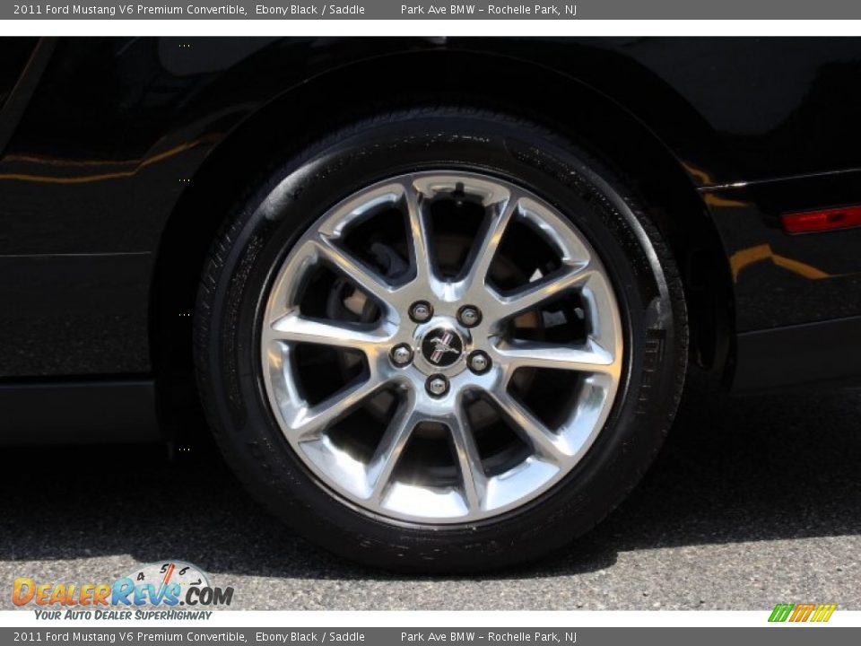 2011 Ford Mustang V6 Premium Convertible Ebony Black / Saddle Photo #30