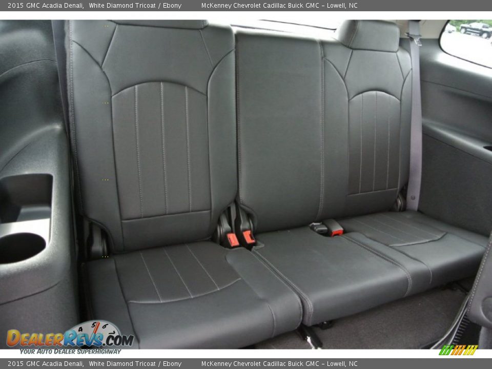 2015 GMC Acadia Denali White Diamond Tricoat / Ebony Photo #21
