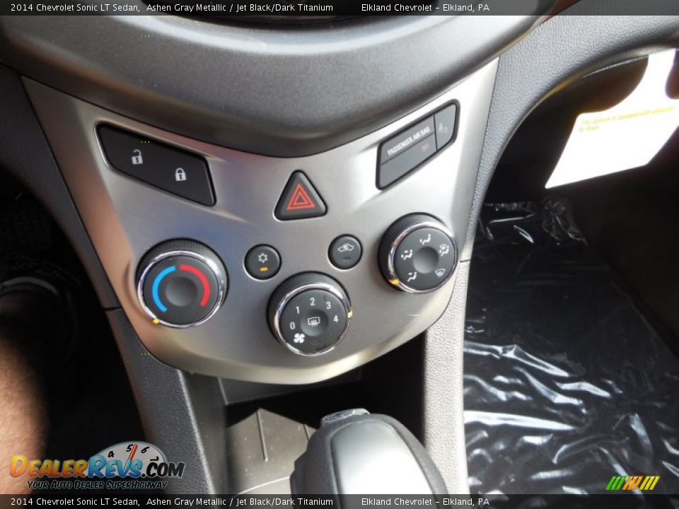 2014 Chevrolet Sonic LT Sedan Ashen Gray Metallic / Jet Black/Dark Titanium Photo #31