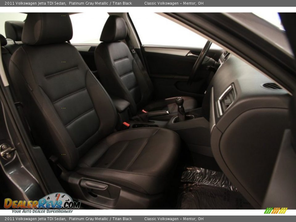 2011 Volkswagen Jetta TDI Sedan Platinum Gray Metallic / Titan Black Photo #18