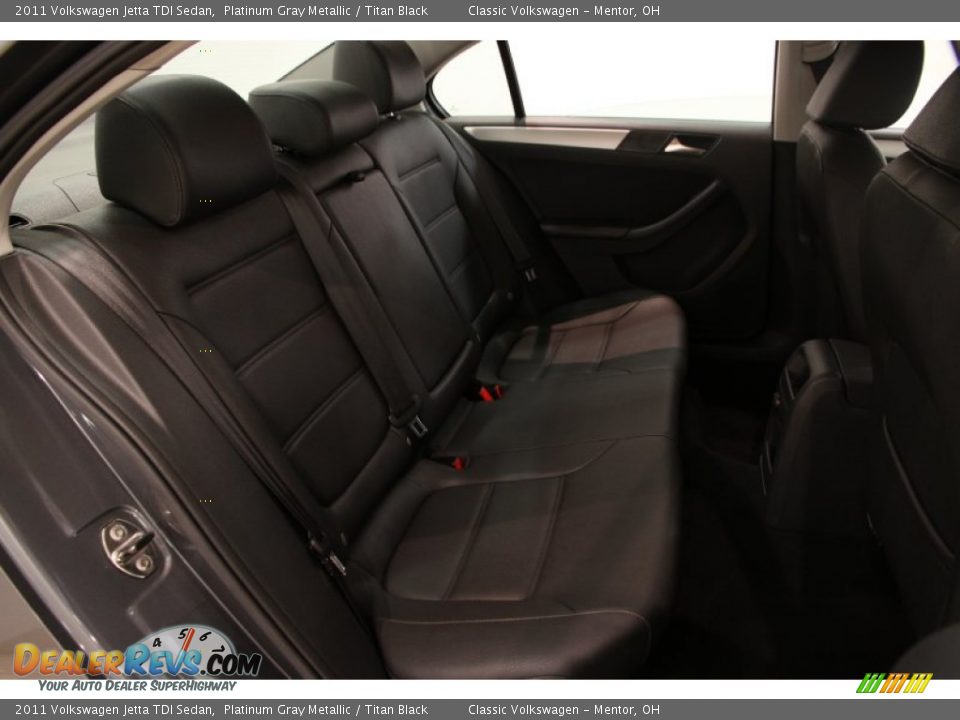 2011 Volkswagen Jetta TDI Sedan Platinum Gray Metallic / Titan Black Photo #19