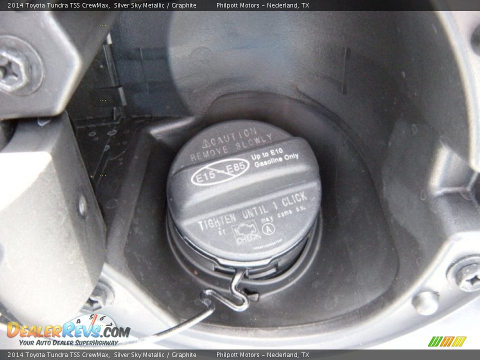 2014 Toyota Tundra TSS CrewMax Silver Sky Metallic / Graphite Photo #15