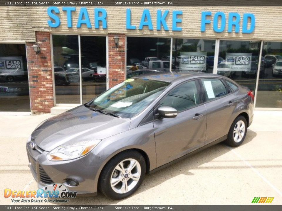 2013 Ford Focus SE Sedan Sterling Gray / Charcoal Black Photo #1