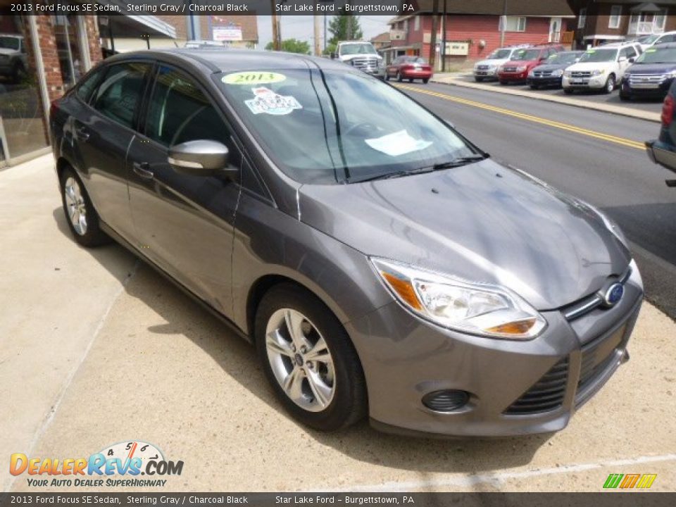 2013 Ford Focus SE Sedan Sterling Gray / Charcoal Black Photo #3