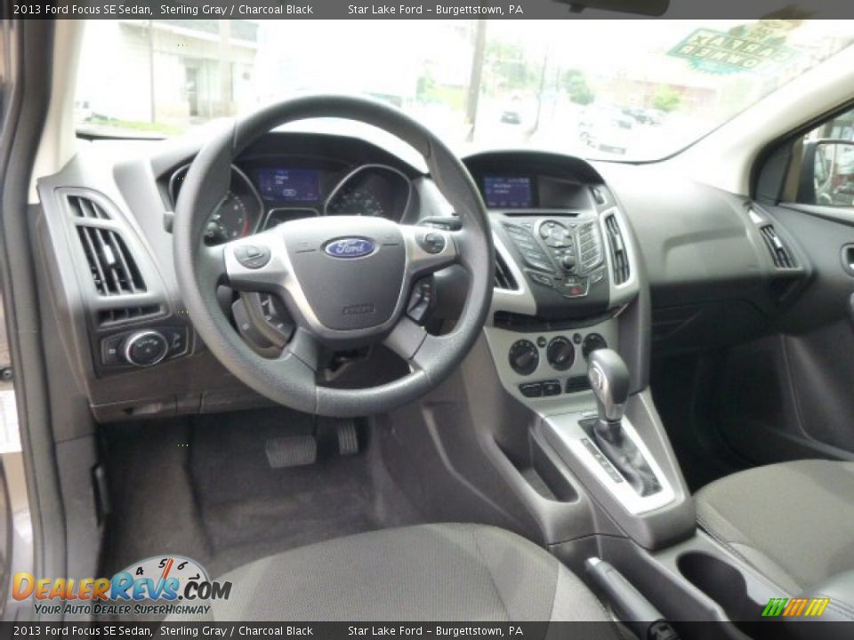 2013 Ford Focus SE Sedan Sterling Gray / Charcoal Black Photo #14
