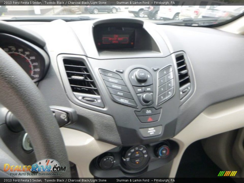 2013 Ford Fiesta S Sedan Tuxedo Black / Charcoal Black/Light Stone Photo #13