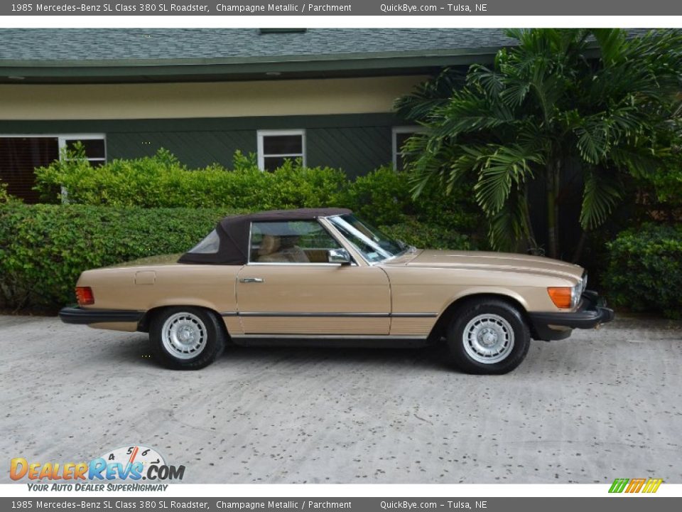 1985 Mercedes-Benz SL Class 380 SL Roadster Champagne Metallic / Parchment Photo #7