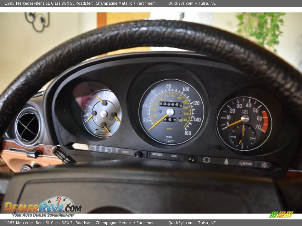 1985 Mercedes-Benz SL Class 380 SL Roadster Champagne Metallic / Parchment Photo #15