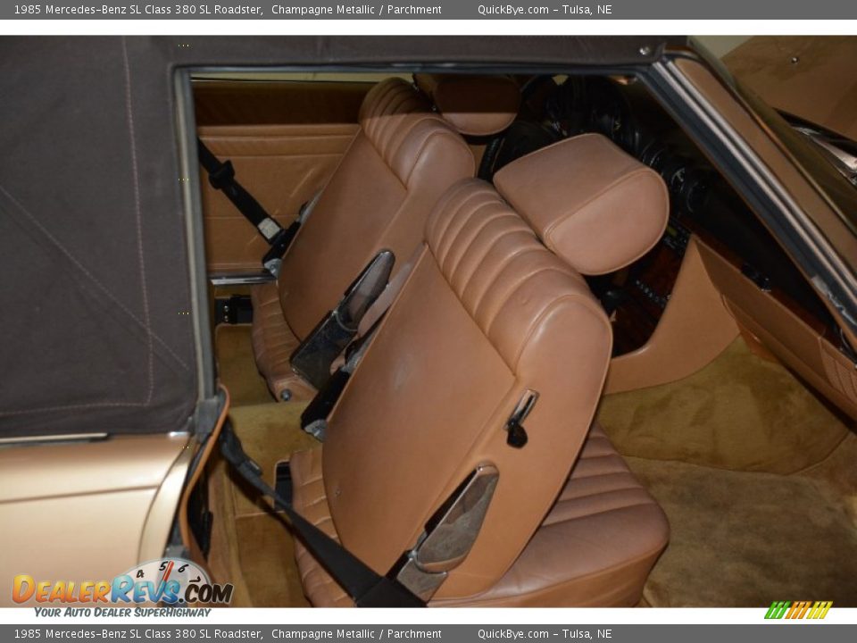 1985 Mercedes-Benz SL Class 380 SL Roadster Champagne Metallic / Parchment Photo #23