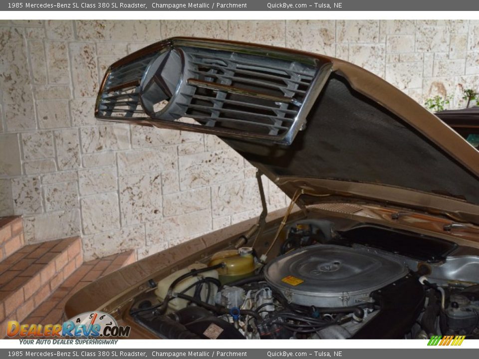 1985 Mercedes-Benz SL Class 380 SL Roadster Champagne Metallic / Parchment Photo #30