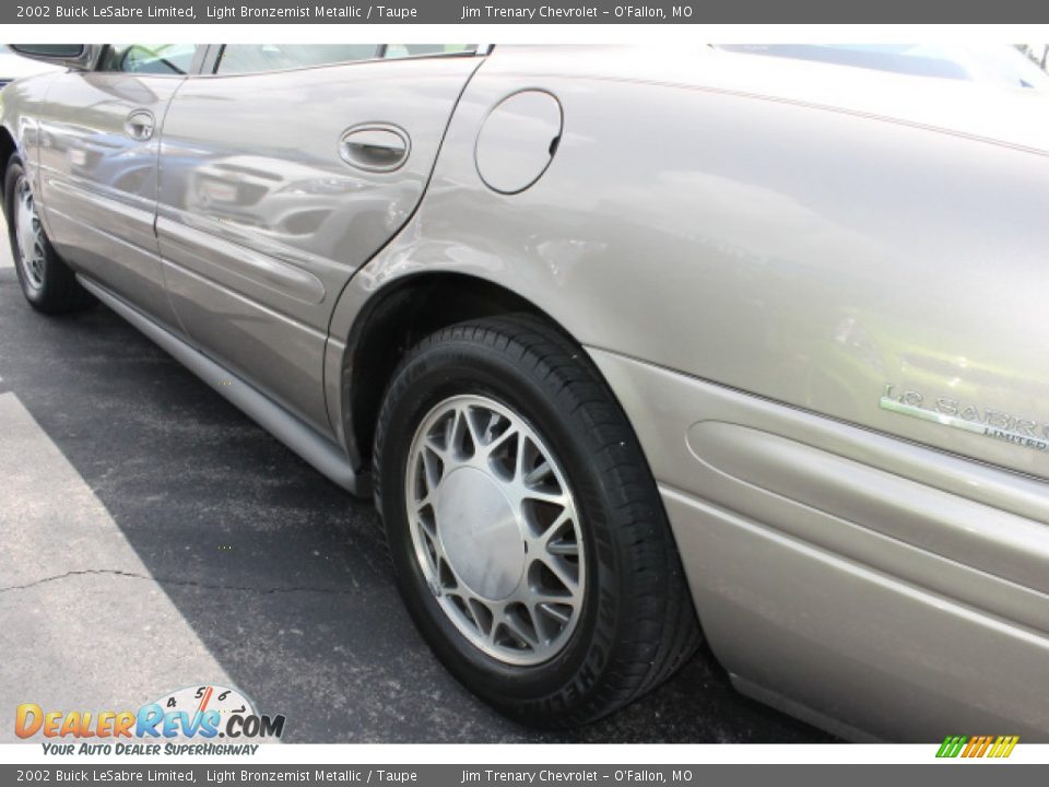 2002 Buick LeSabre Limited Light Bronzemist Metallic / Taupe Photo #4