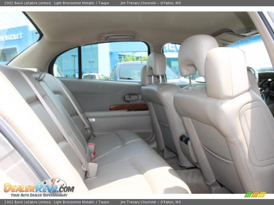 2002 Buick LeSabre Limited Light Bronzemist Metallic / Taupe Photo #9