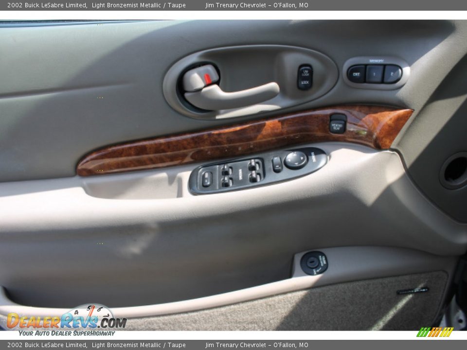2002 Buick LeSabre Limited Light Bronzemist Metallic / Taupe Photo #15