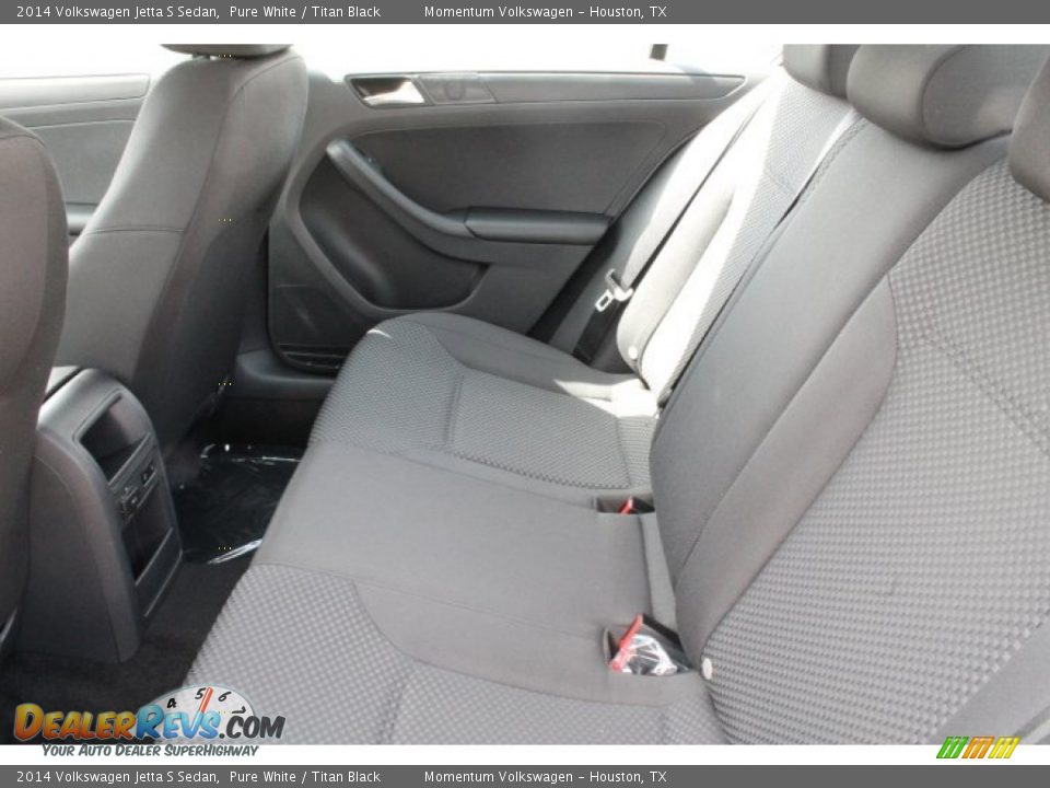 2014 Volkswagen Jetta S Sedan Pure White / Titan Black Photo #17