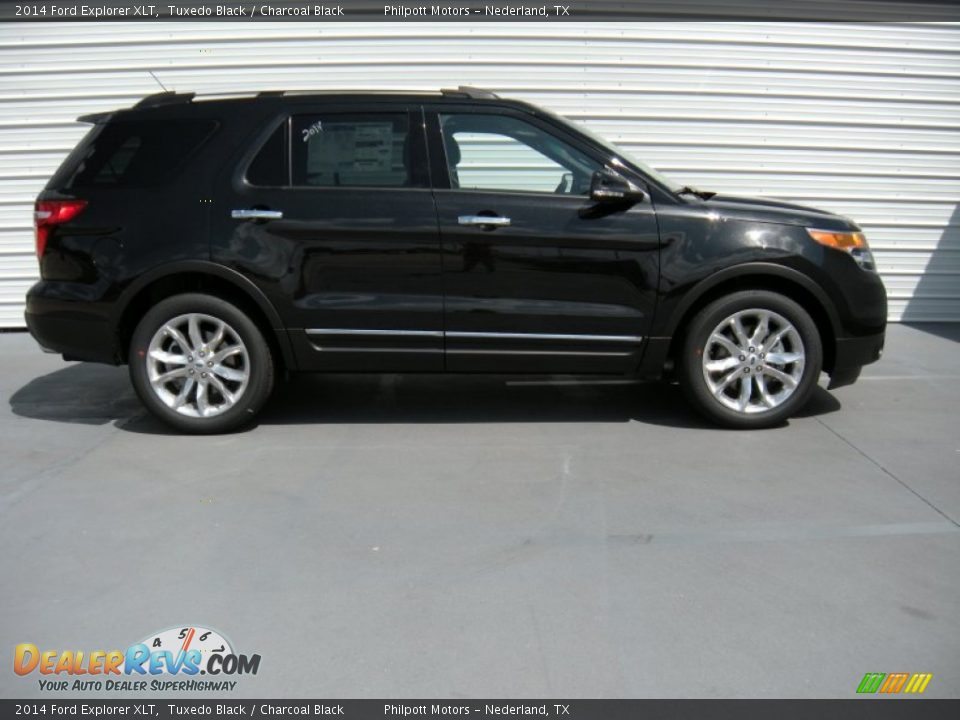 2014 Ford Explorer XLT Tuxedo Black / Charcoal Black Photo #3