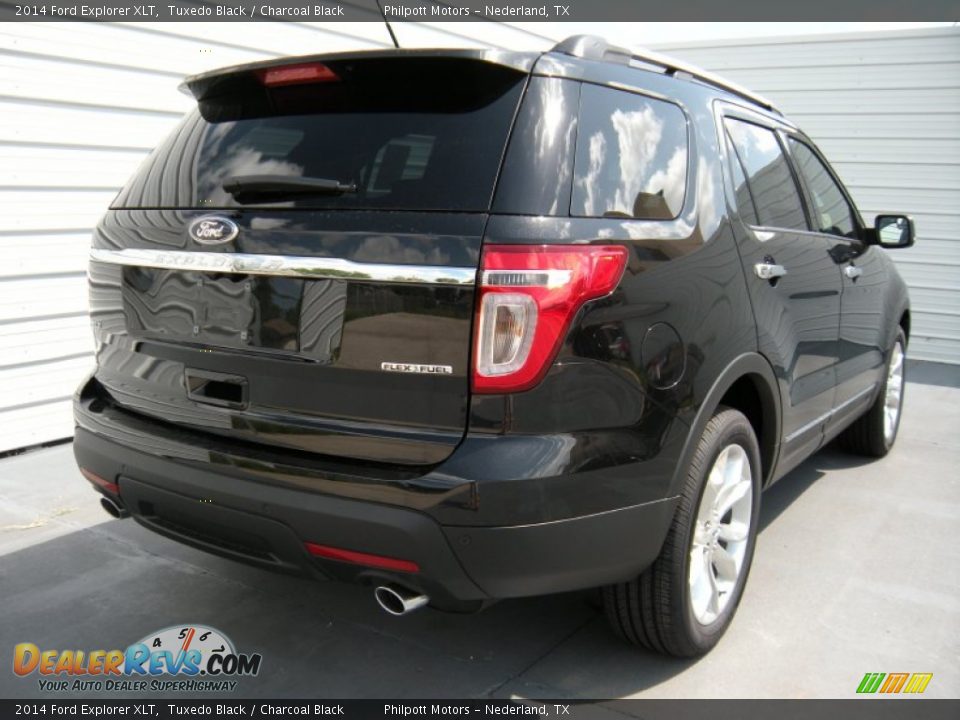 2014 Ford Explorer XLT Tuxedo Black / Charcoal Black Photo #4