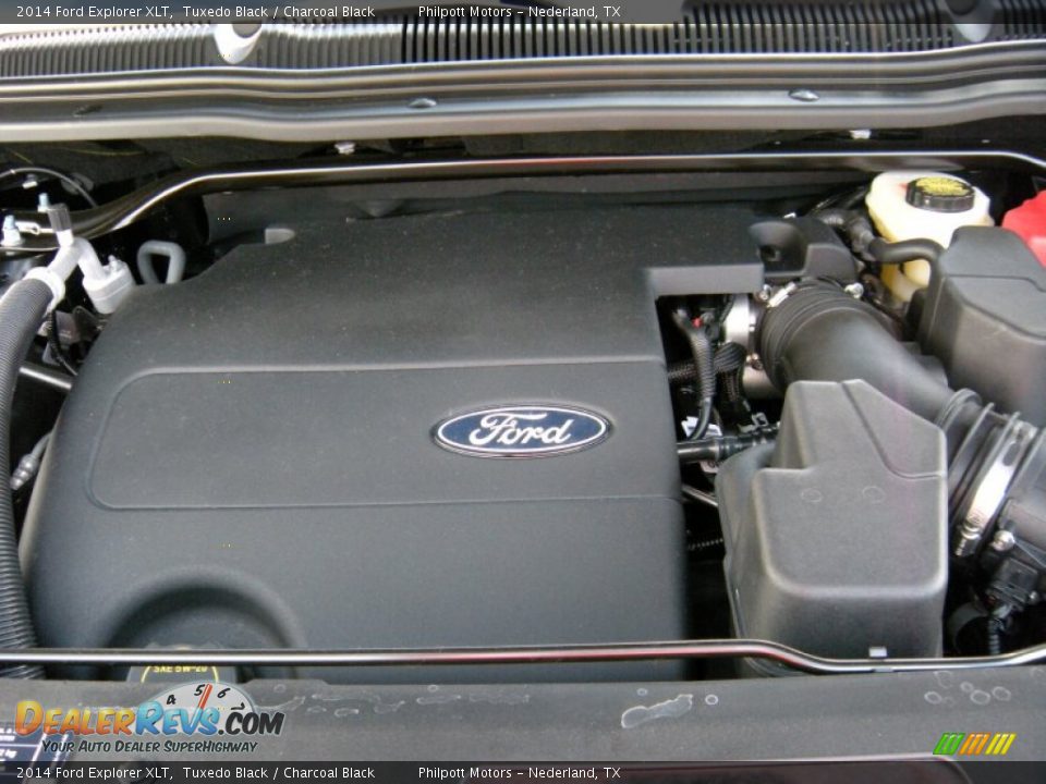 2014 Ford Explorer XLT Tuxedo Black / Charcoal Black Photo #16